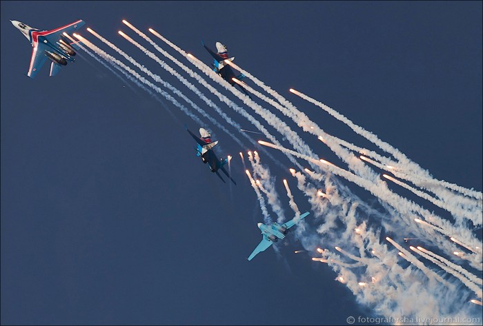 Máy bay Nga phô diễn tại Triển lãm Hàng không Chu Hải ảnh 30